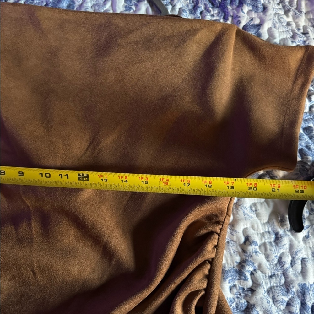 Gibson & Latimer Elegant Brown faux suede Dress - Picture 5 of 7